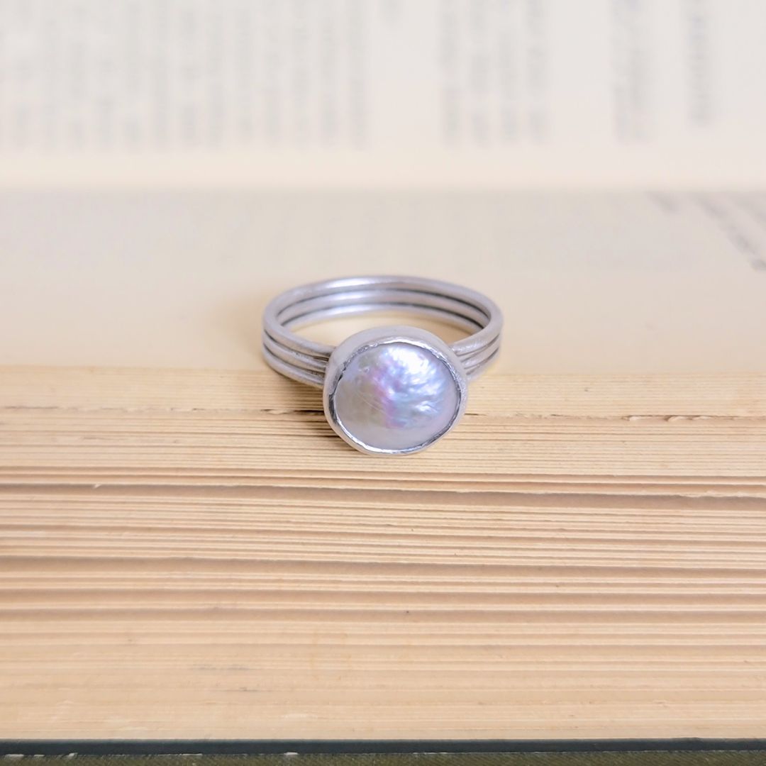 PEARLS OF WISDOM RING