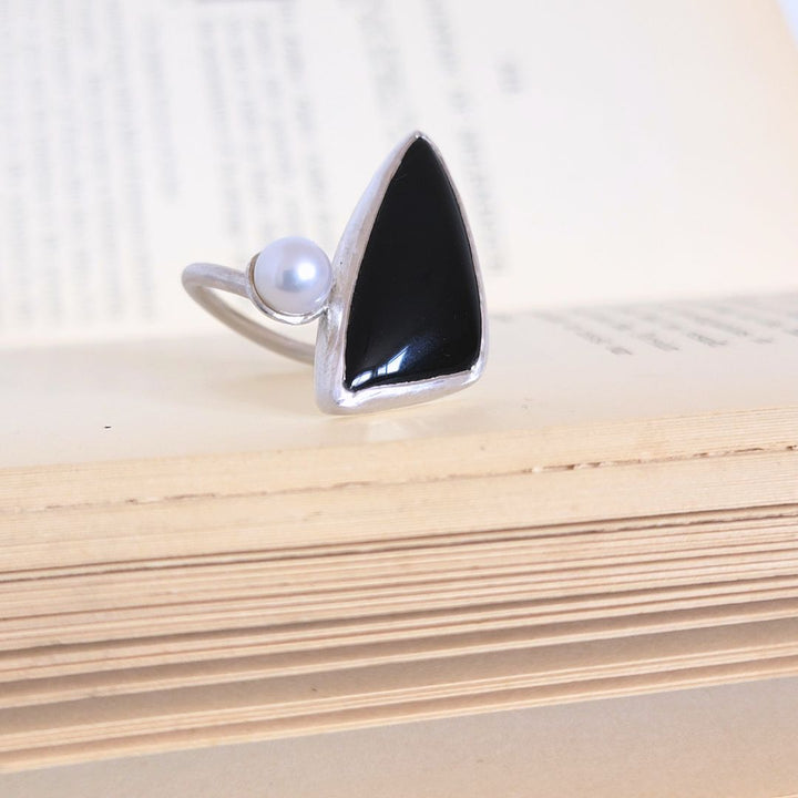 PEARLS OF WISDOM ONYX STATEMENT RING